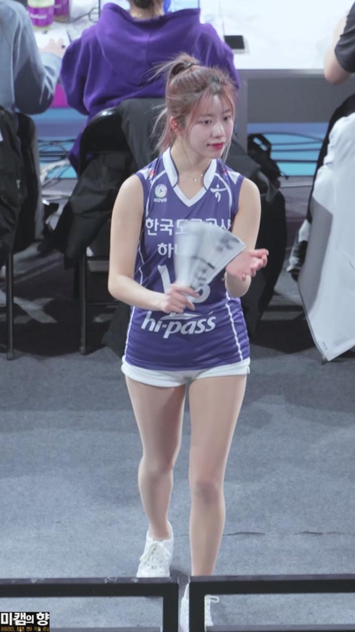240301 치어리더 김하연 직캠 비디오 썸네일 이미지