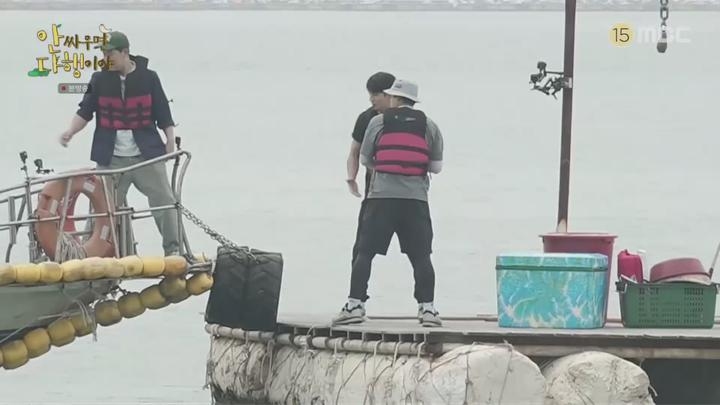 안싸우면 다행이야.E86.220711.1080p.H264-F1RST 비디오 썸네일 이미지