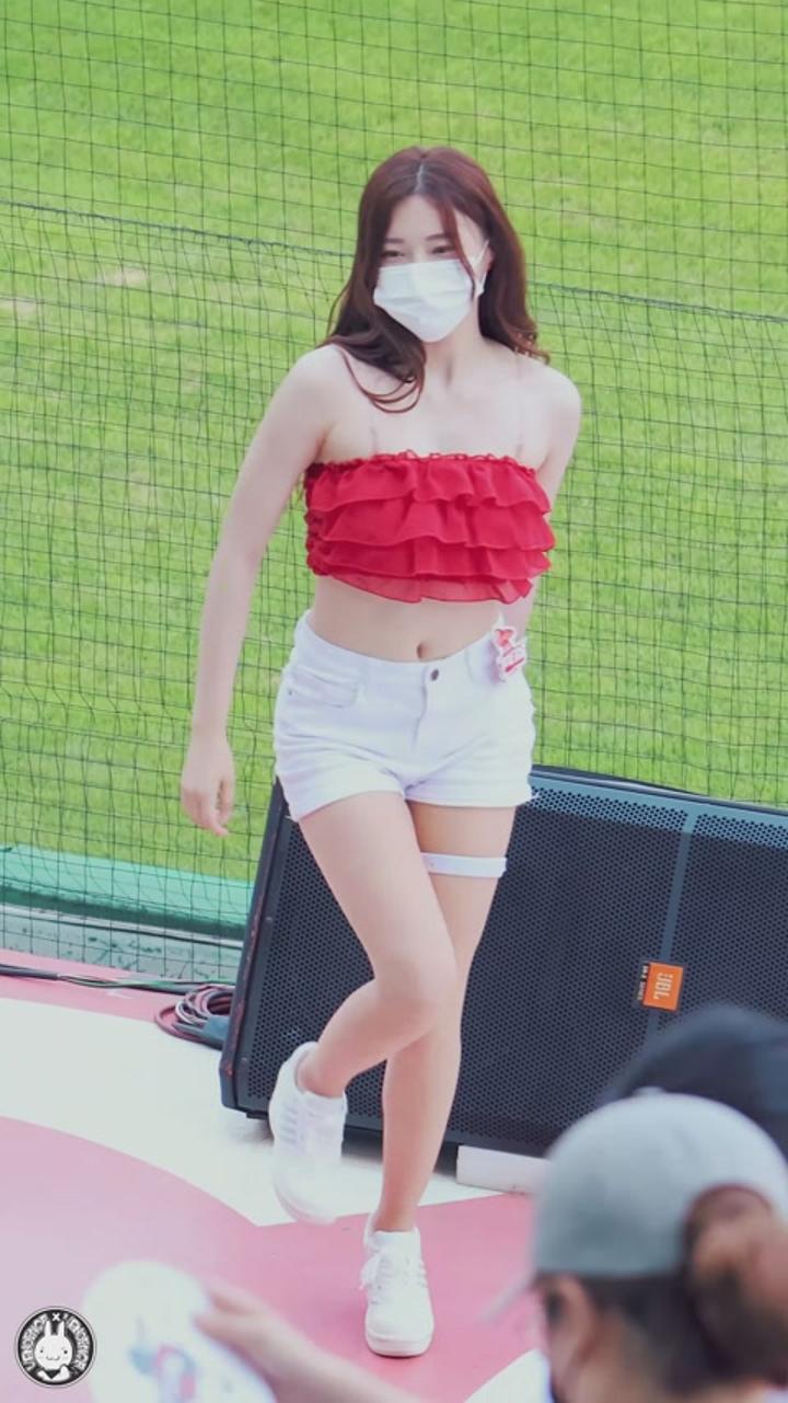 210710 치어리더 이지현 직캠 (1) 비디오 썸네일 이미지
