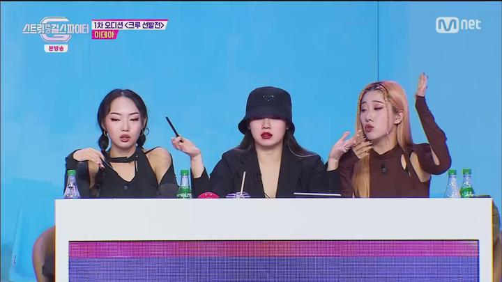 스트릿댄스 걸스 파이터.E02.211207.1080p.H264-F1RST 비디오 썸네일 이미지
