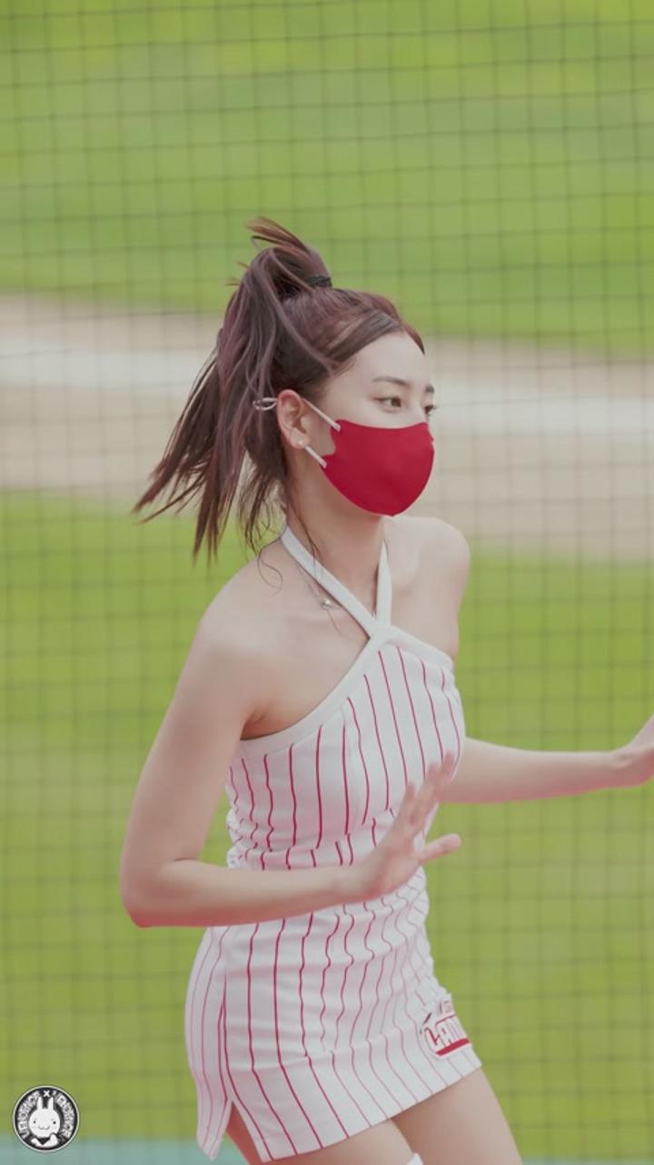 210612 치어리더 목나경 직캠 비디오 썸네일 이미지