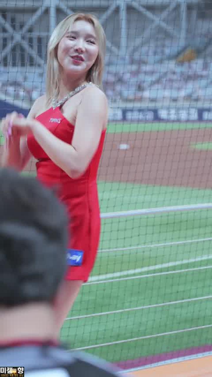 230608 치어리더 이진 직캠 (1) 비디오 썸네일 이미지