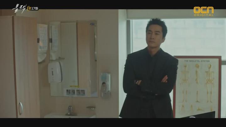 블랙.E17.171209.720p-NEXT 비디오 썸네일 이미지
