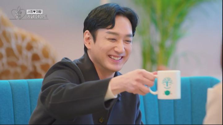 오래된 만남 추구.E06.250302.720p.avi 비디오 썸네일 이미지