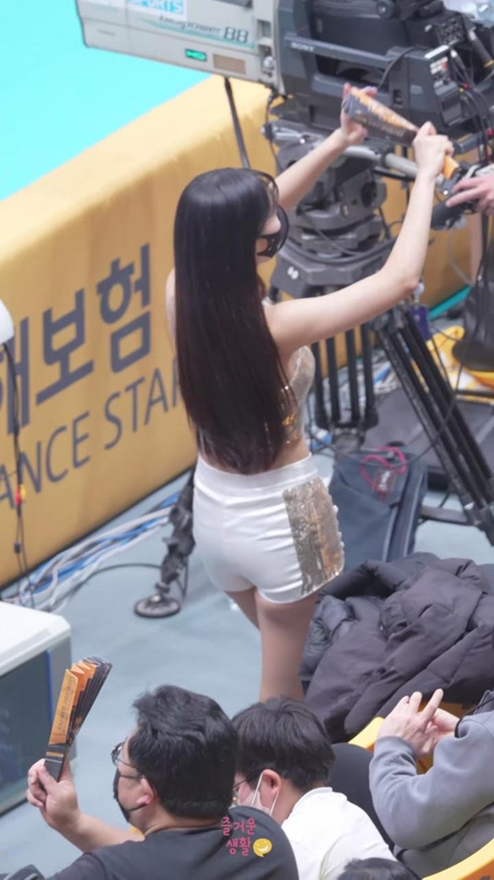 치어리더 목나경 직캠 Cheerleader (9) 비디오 썸네일 이미지