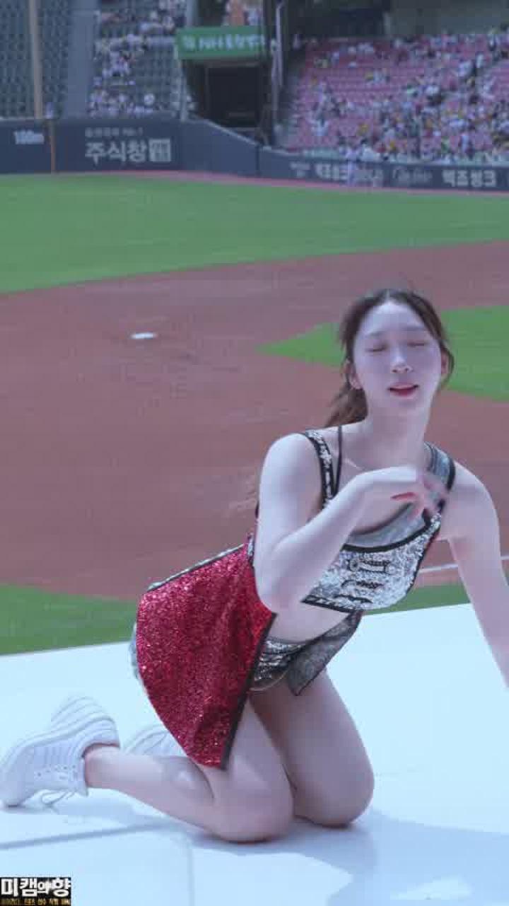 240623 치어리더 장유진 직캠 (11) 비디오 썸네일 이미지