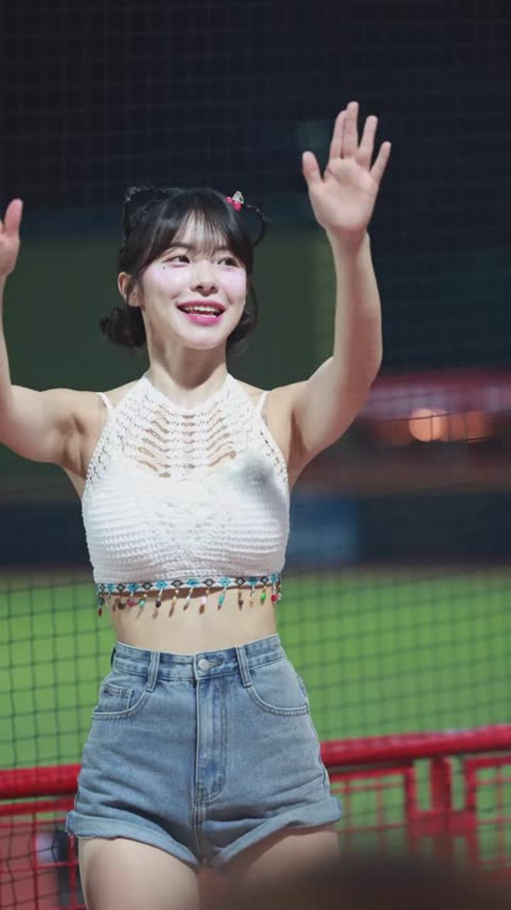 치어리더 이다혜 직캠 Cheerleader (5) 비디오 썸네일 이미지
