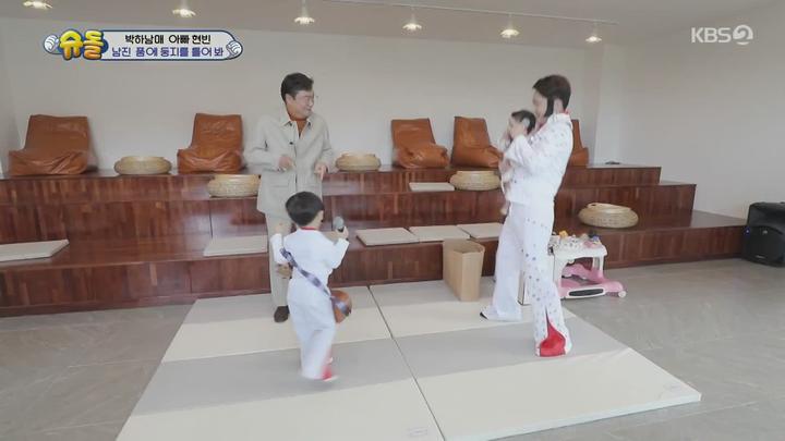 슈퍼맨이 돌아왔다.E360.201213.1080p-NEXT 비디오 썸네일 이미지