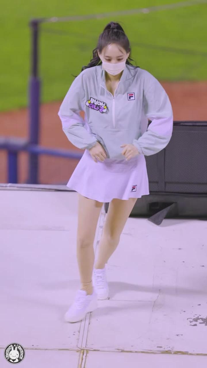 210526 치어리더 이나경 직캠 (3) 비디오 썸네일 이미지