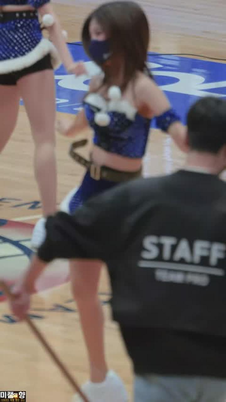221223 치어리더 최지인 직캠 (2) 비디오 썸네일 이미지
