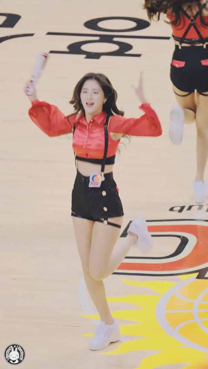 200101 치어리더 김해리 직캠 (1) 비디오 썸네일 이미지