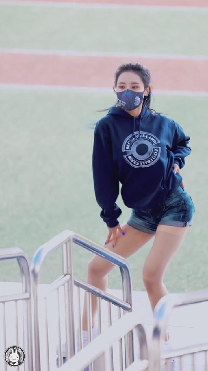 210502 치어리더 장은유 직캠 비디오 썸네일 이미지