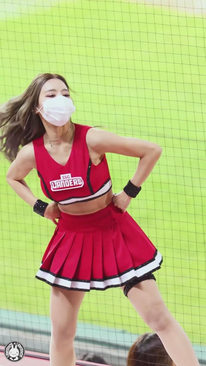 210415 치어리더 장은유 직캠 비디오 썸네일 이미지