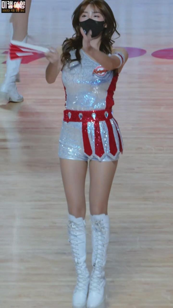 221025 치어리더 안지현 직캠 (3) 비디오 썸네일 이미지