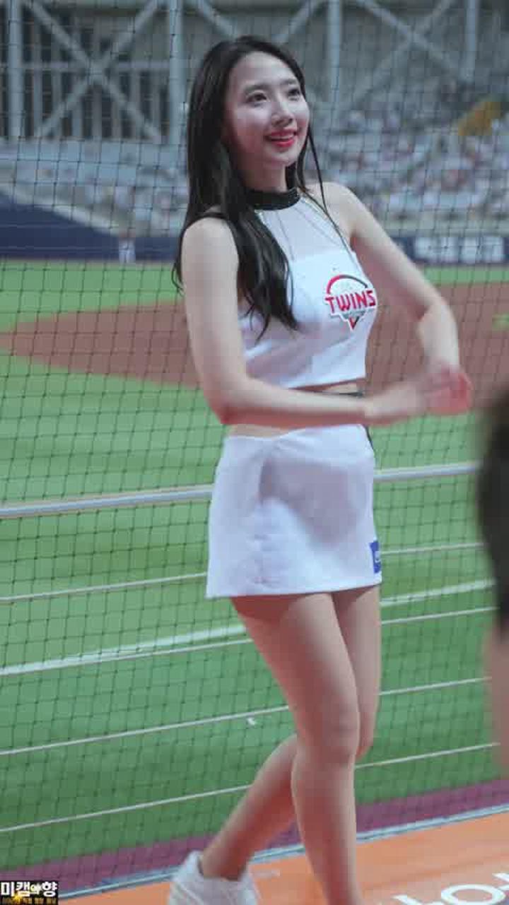 230607 치어리더 오윤솔 직캠 (1) 비디오 썸네일 이미지