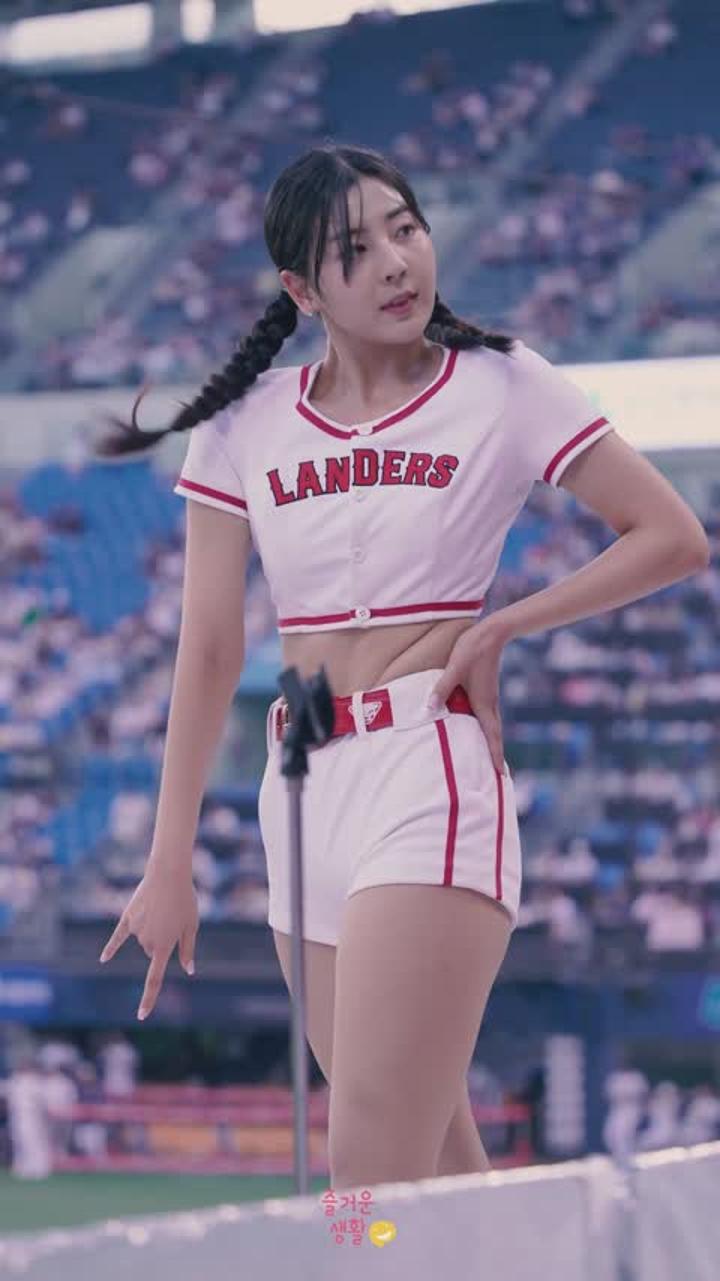 230620 치어리더 목나경 직캠 (1) 비디오 썸네일 이미지