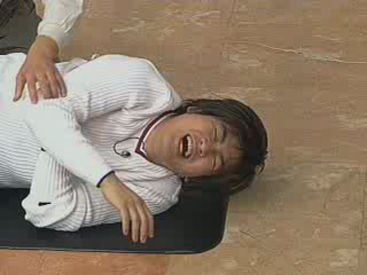 스트레칭-(3) 허리를 튼튼하게 비디오 썸네일 이미지