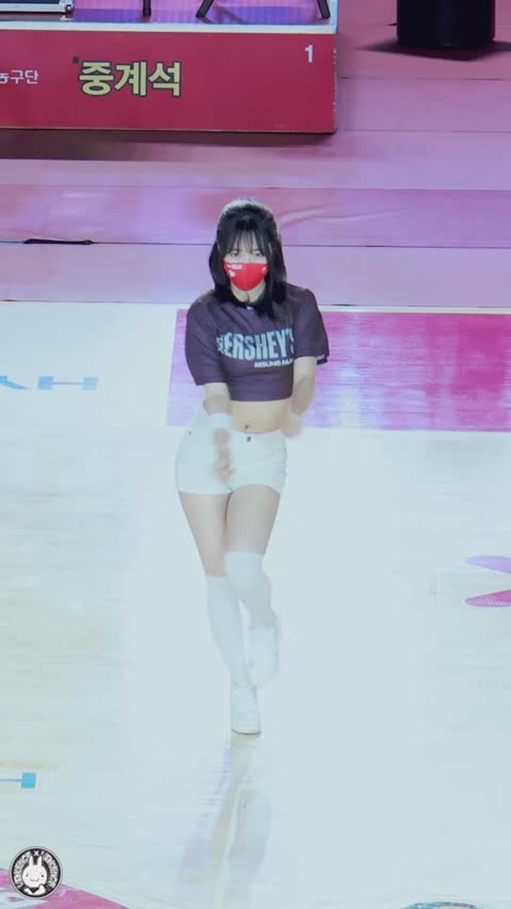210403 치어리더 김나라 직캠 (2) 비디오 썸네일 이미지