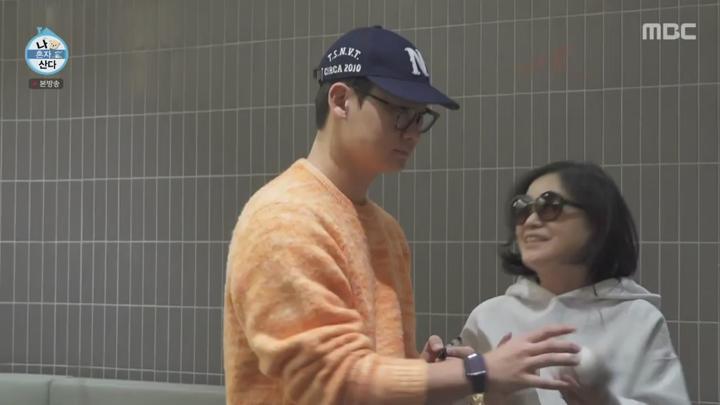 나 혼자 산다.E575.241220.720p.HANNA 비디오 썸네일 이미지