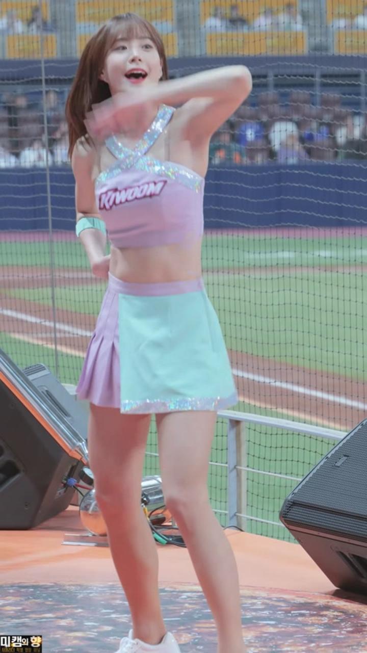 230418 치어리더 박혜인 직캠 (1) 비디오 썸네일 이미지