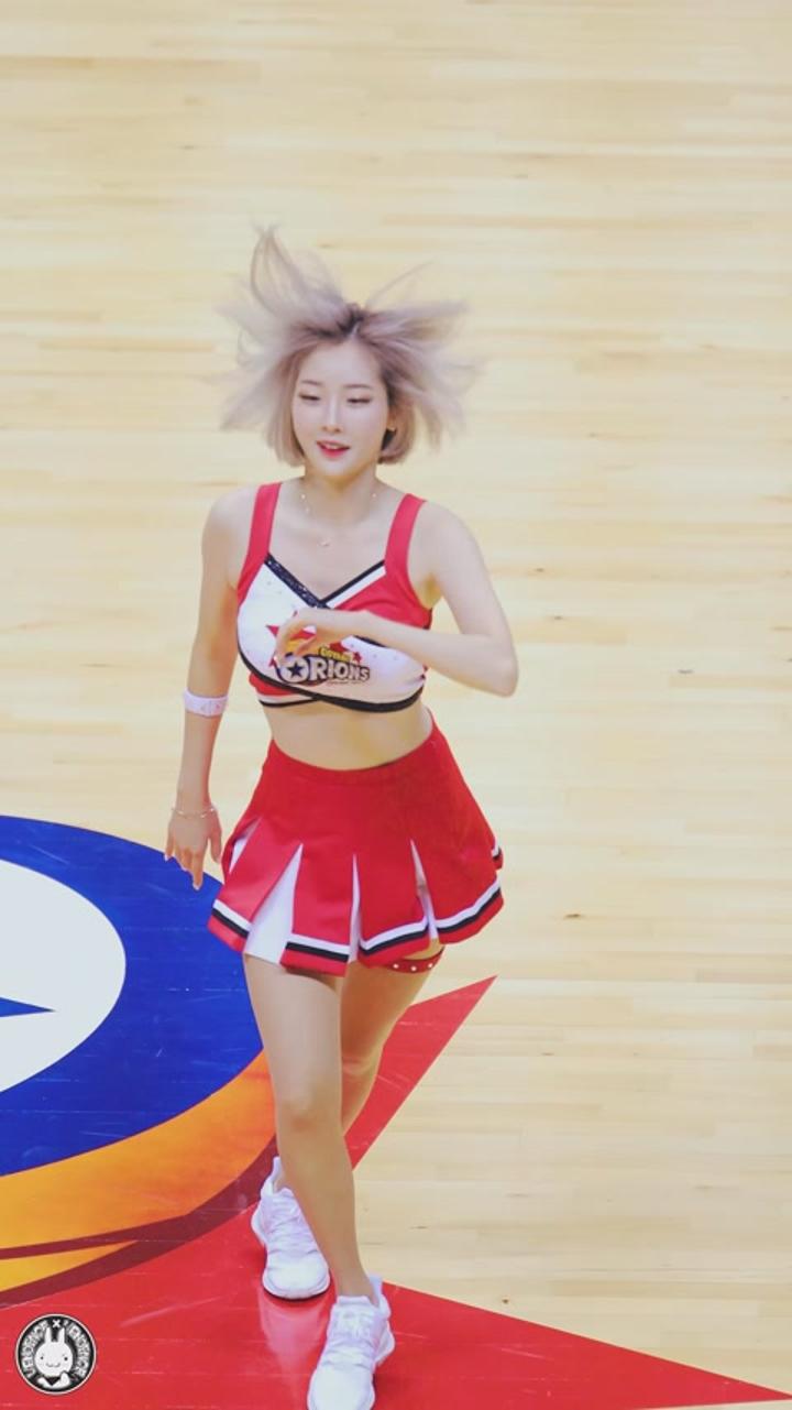 181211 치어리더 서현숙 직캠 (1) 비디오 썸네일 이미지