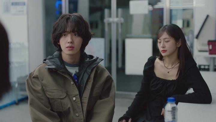 청담국제고등학교2.E06.x264.540p.NF.WEB-DL-LoveBug 비디오 썸네일 이미지