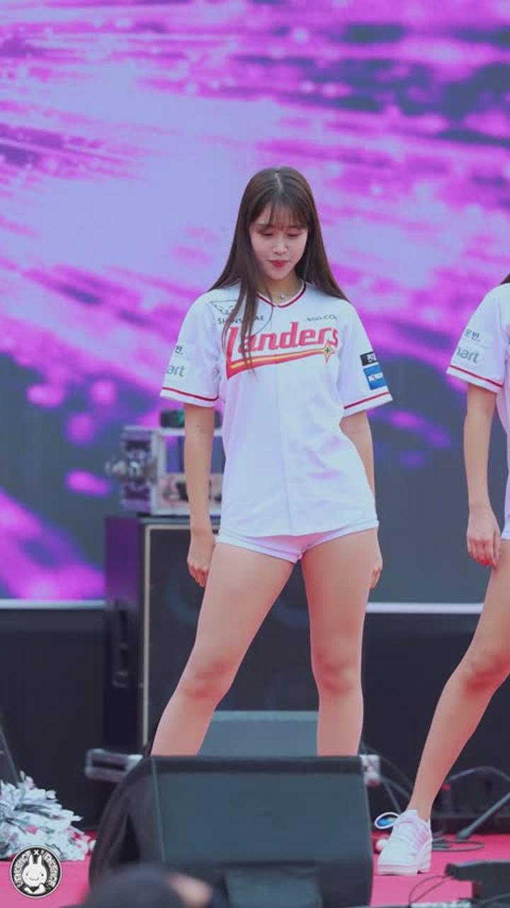 240921 치어리더 김도아 직캠 (5) 비디오 썸네일 이미지