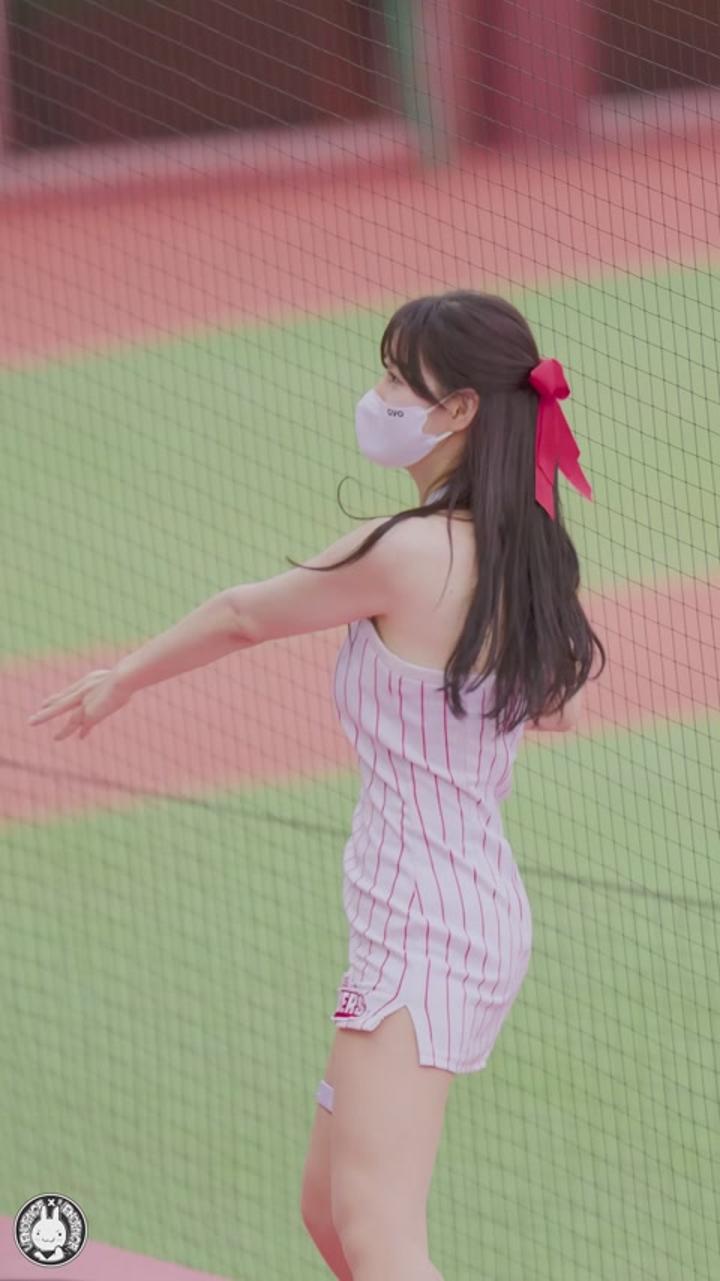 210612 치어리더 김도아 직캠 비디오 썸네일 이미지