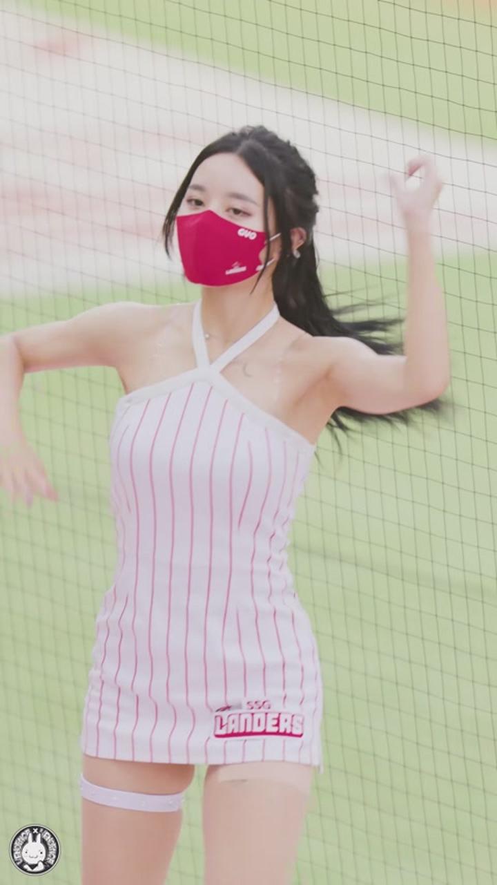 210612 치어리더 장은유 직캠 비디오 썸네일 이미지