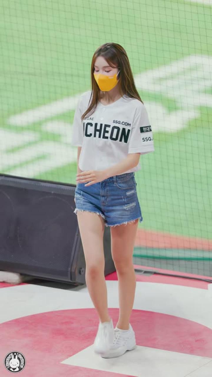 210602 치어리더 유보영 직캠 (3) 비디오 썸네일 이미지