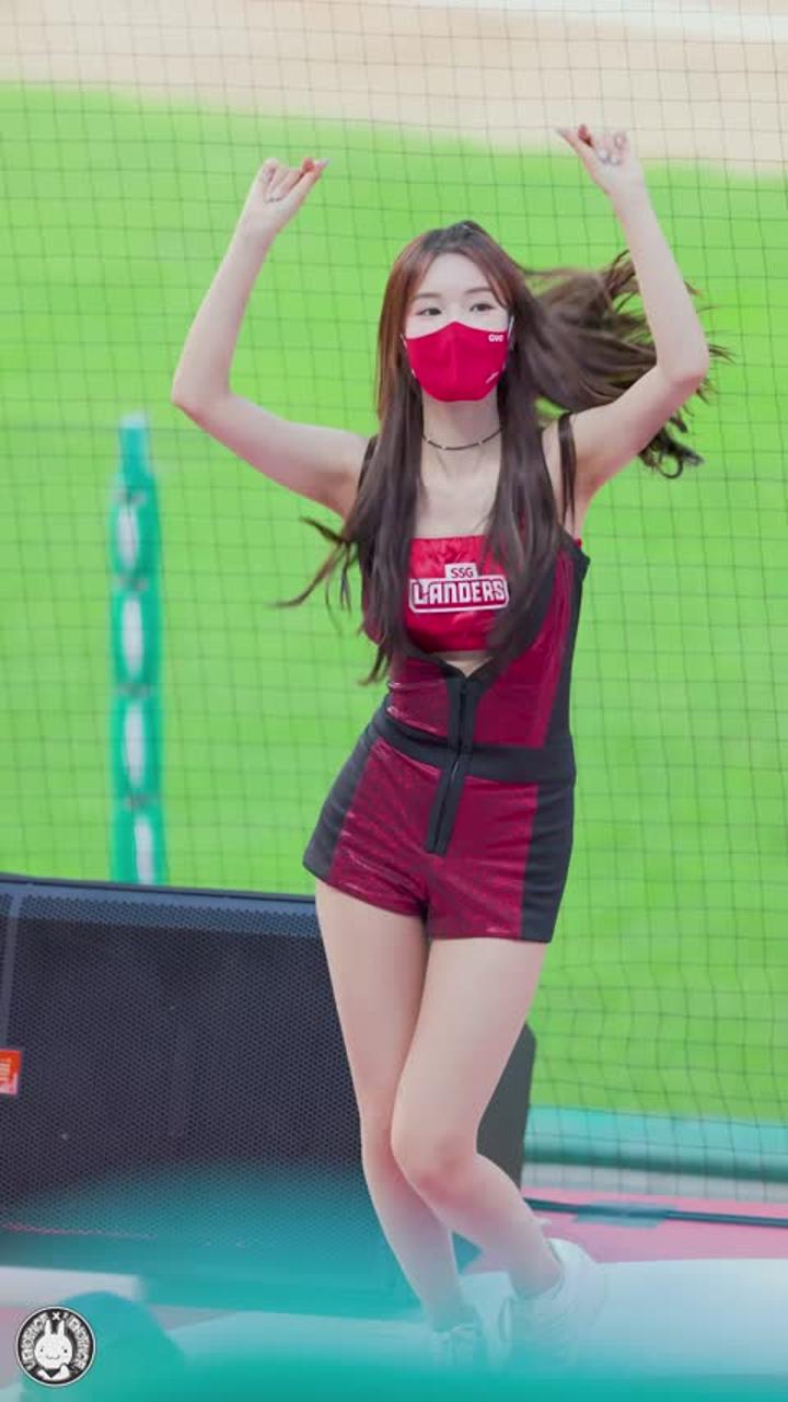 210602 치어리더 유보영 직캠 비디오 썸네일 이미지