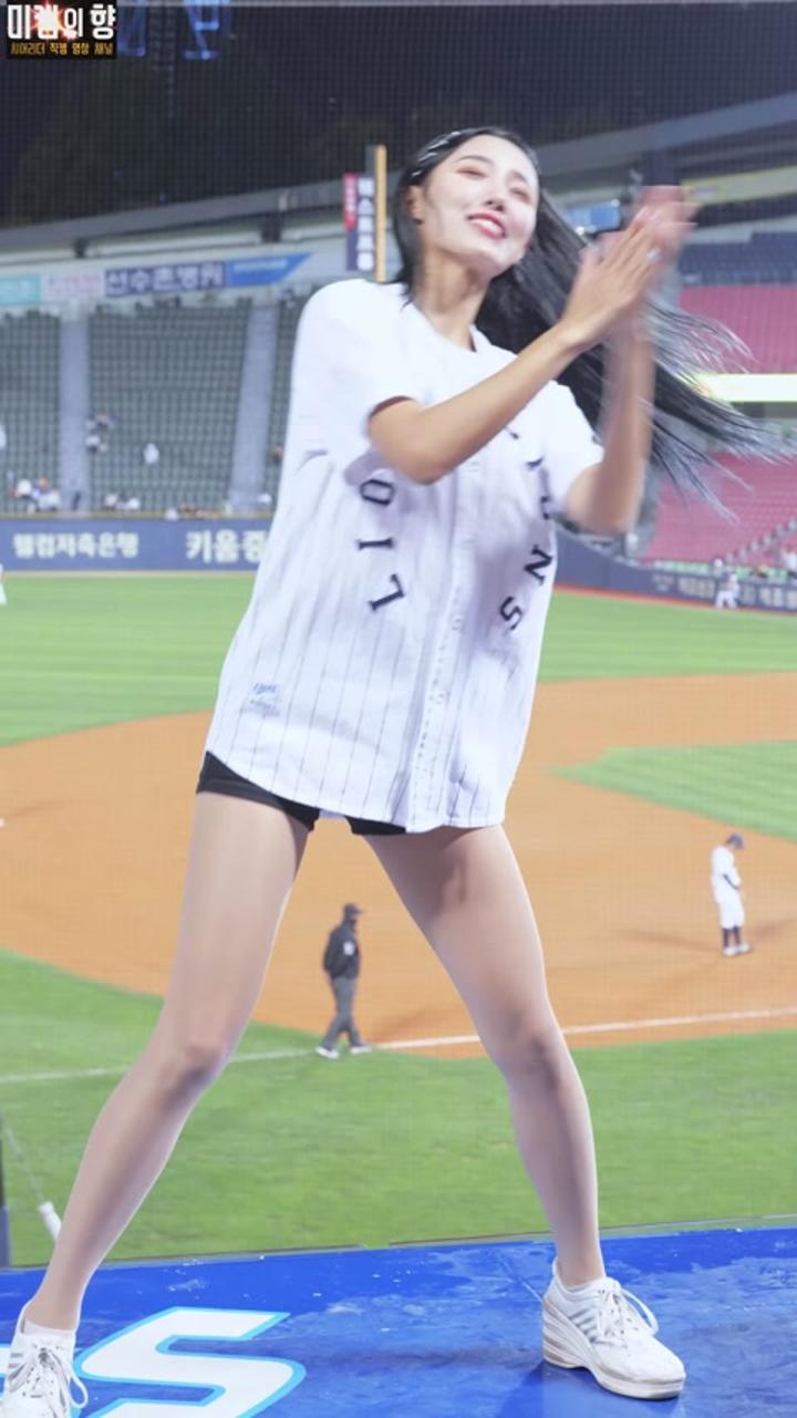 221006 치어리더 이수진 직캠 (1) 비디오 썸네일 이미지
