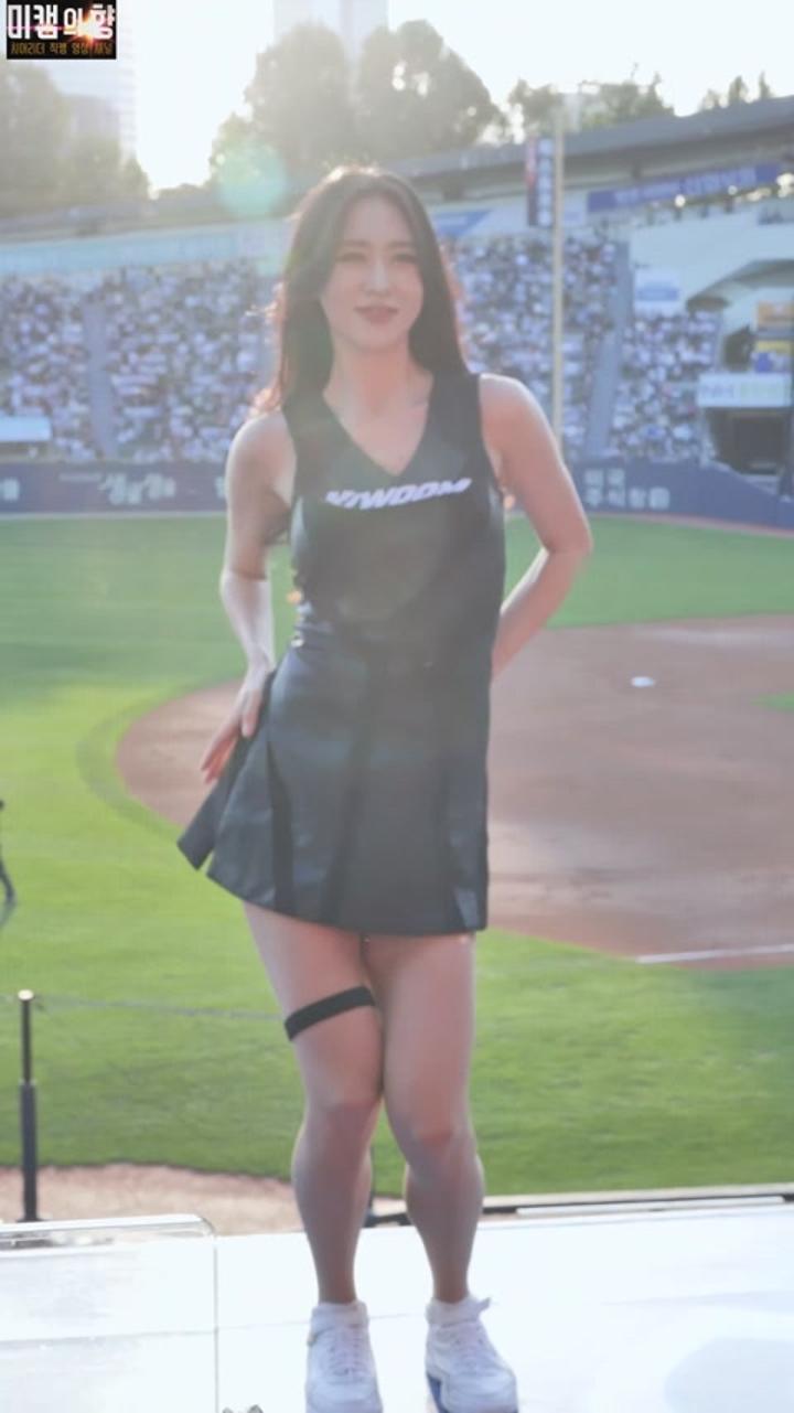 221008 치어리더 류세미 직캠 (1) 비디오 썸네일 이미지