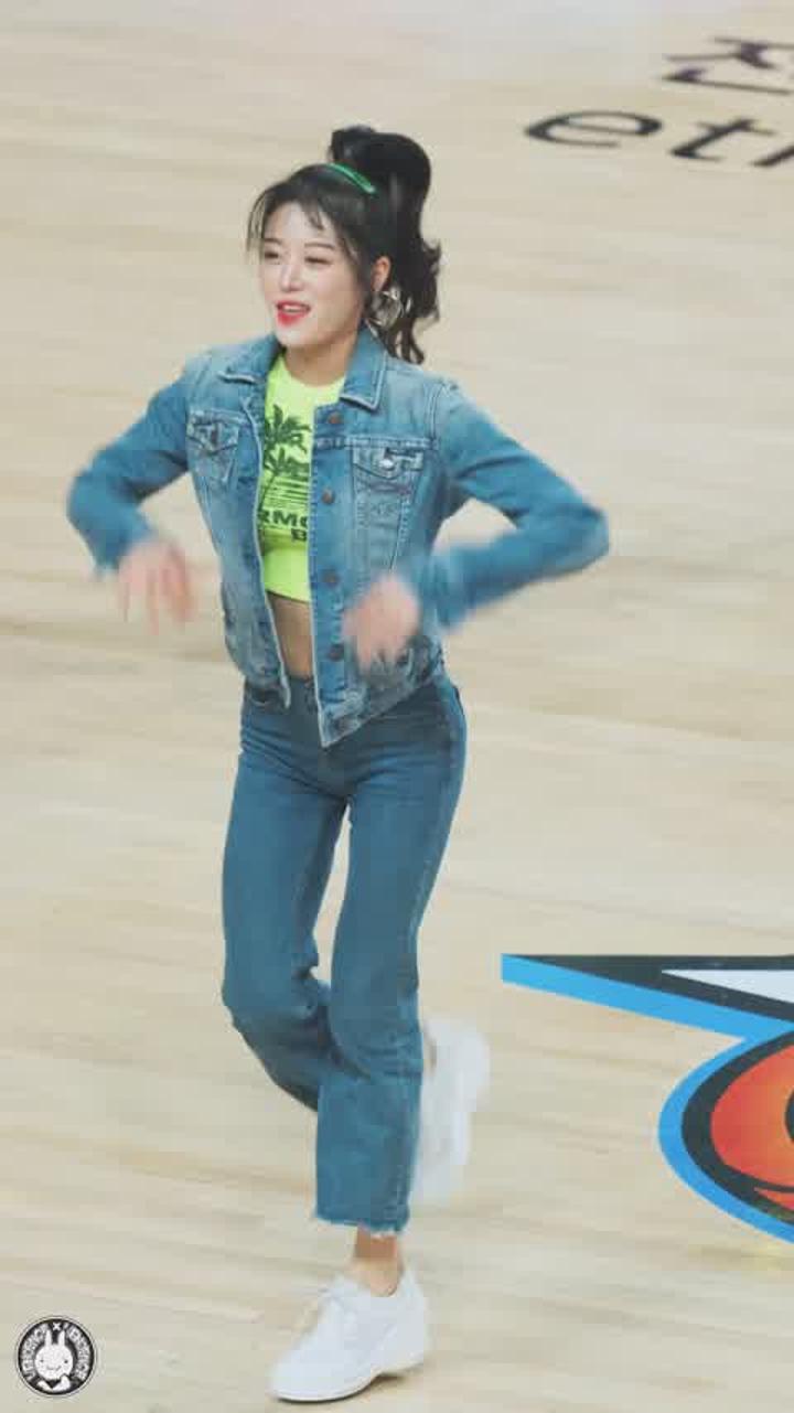 200206 치어리더 신세희 직캠 (7) 비디오 썸네일 이미지