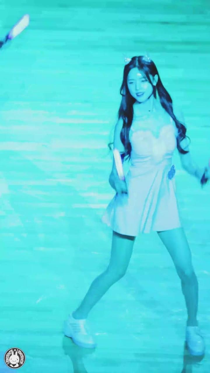 231224 치어리더 박신비 직캠 비디오 썸네일 이미지