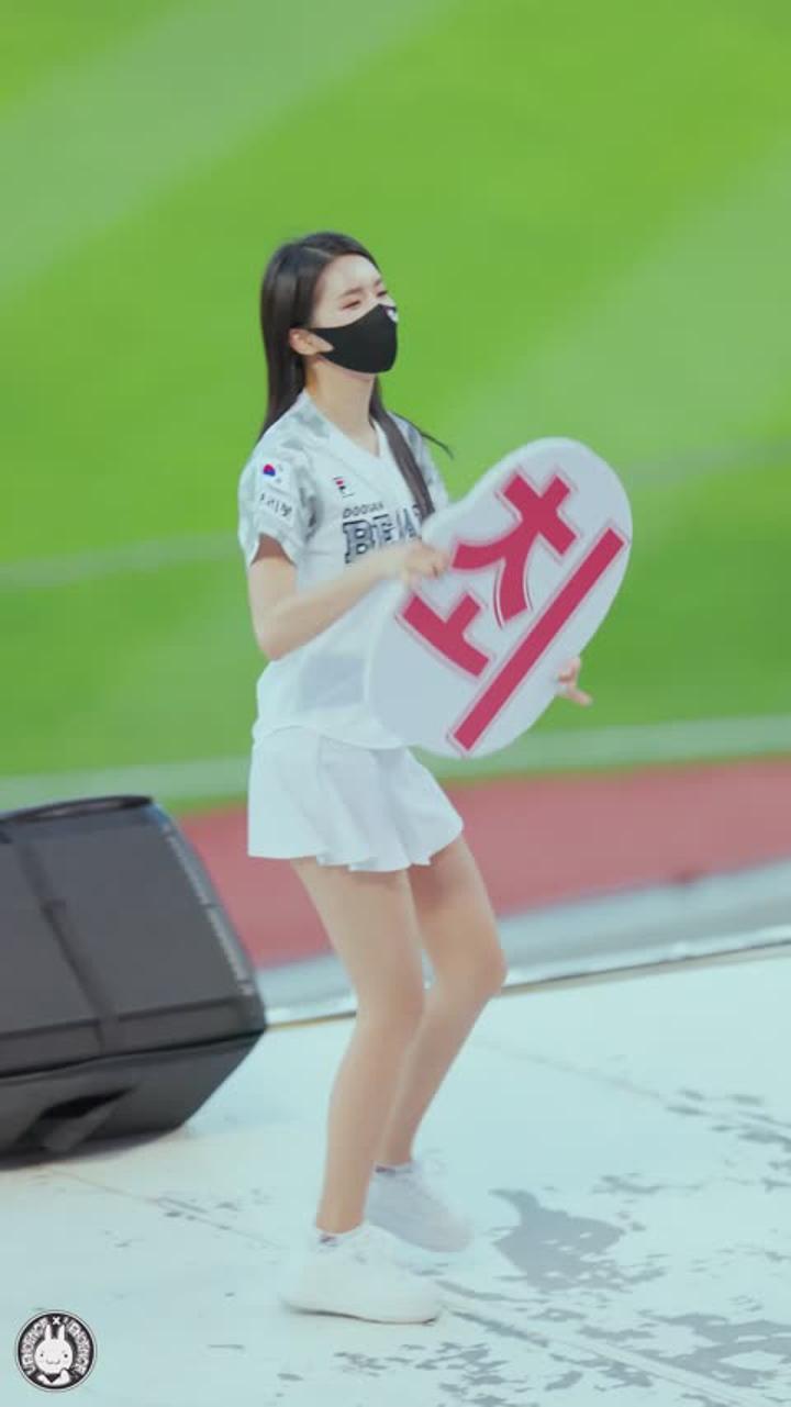 210604 치어리더 천온유 직캠 (3) 비디오 썸네일 이미지