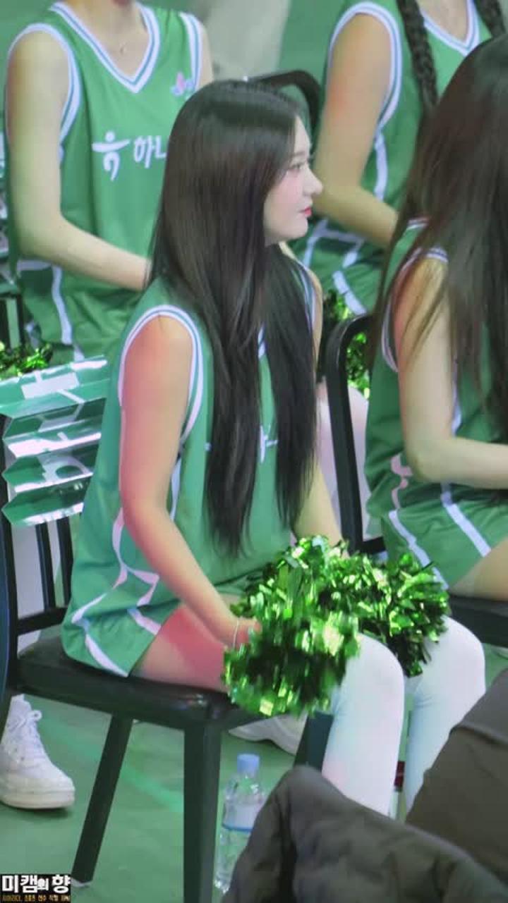 231123 치어리더 유세리 직캠 비디오 썸네일 이미지