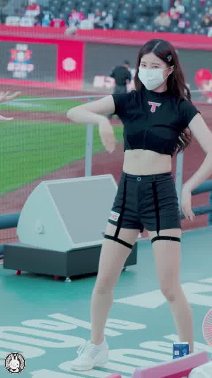 210915 치어리더 한유진 직캠 (2) 비디오 썸네일 이미지