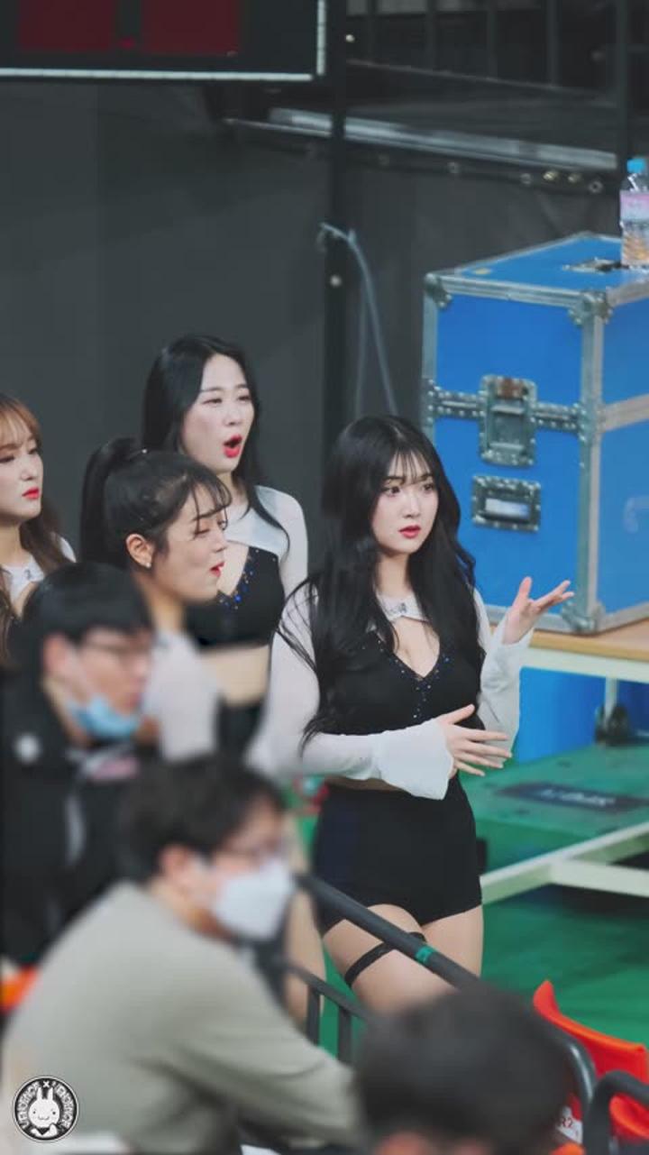200208 치어리더 신세희 임여은 김소림 최유나 직캠 비디오 썸네일 이미지