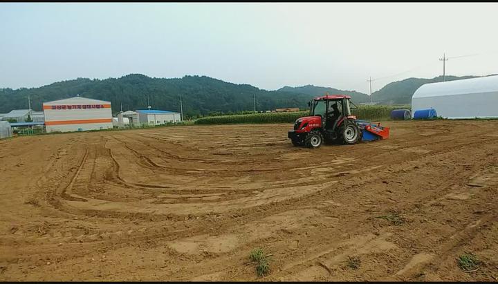 [농기계활용] 돌수집기를 이용한밭관리 비디오 썸네일 이미지