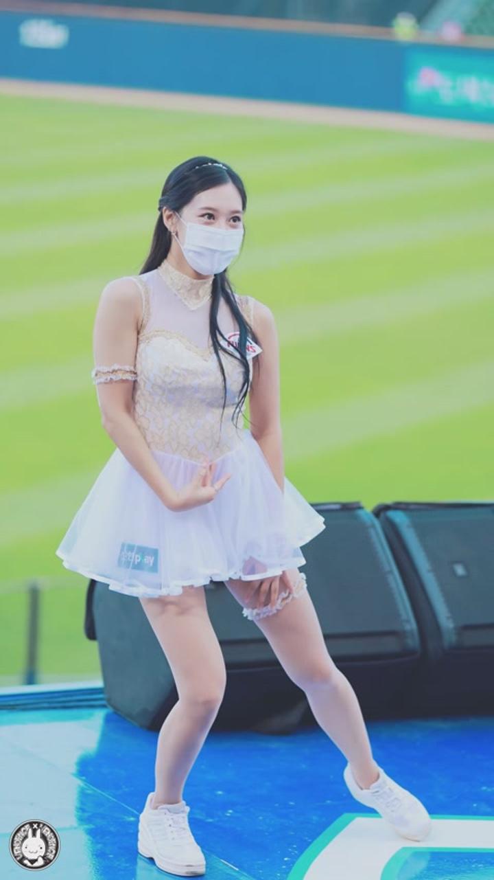 220616 치어리더 유세리 직캠 비디오 썸네일 이미지