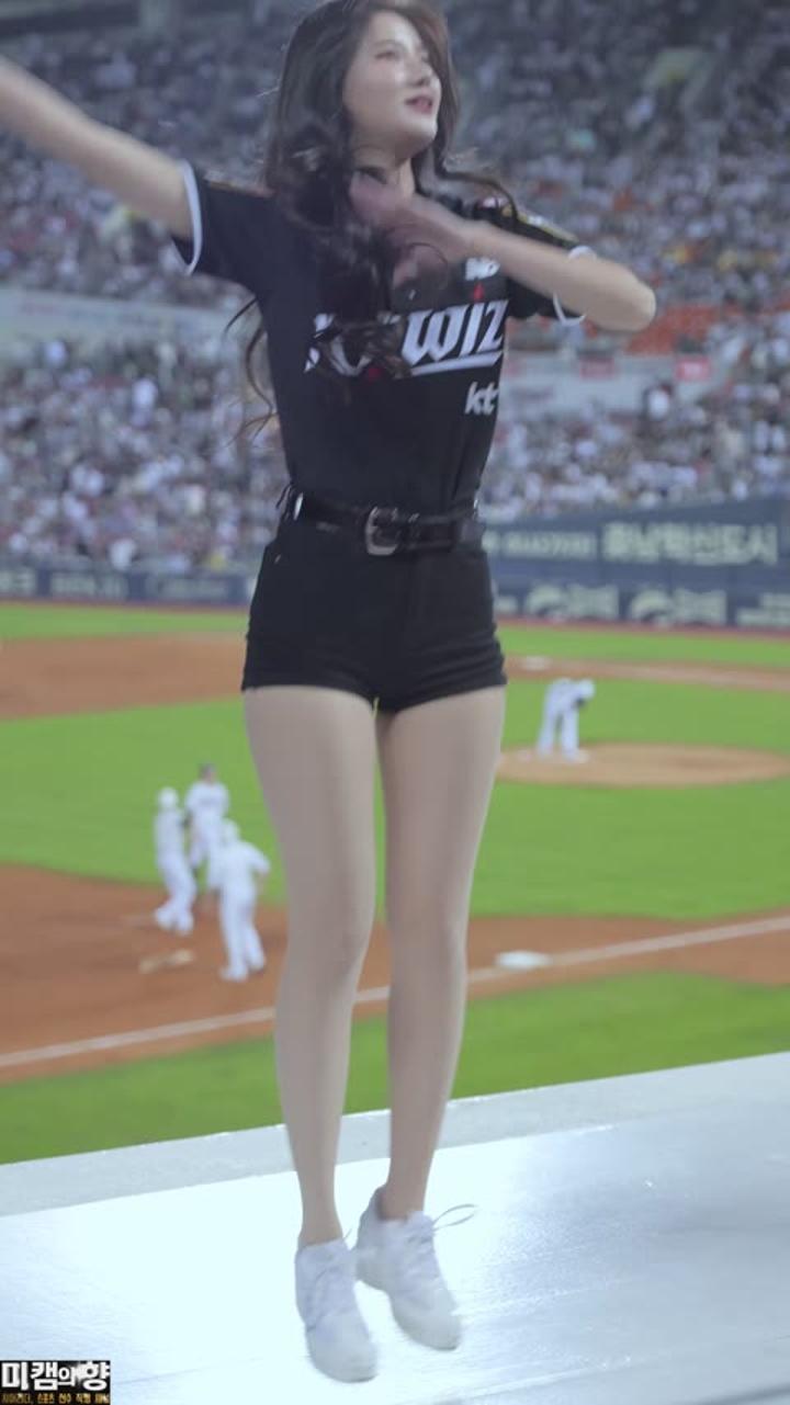 240510 치어리더 김해리 직캠 (2) 비디오 썸네일 이미지