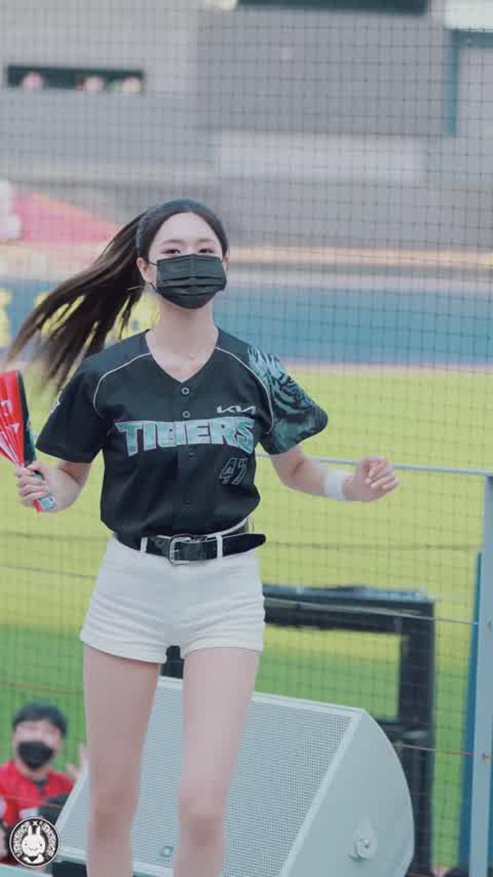 220522 치어리더 박신비 직캠 (2) 비디오 썸네일 이미지