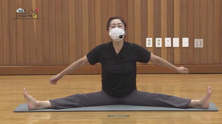 [시니어 요가] 12회.근막 통증과 이완에 좋은 맨손체조 시니어 요가 비디오 썸네일 이미지