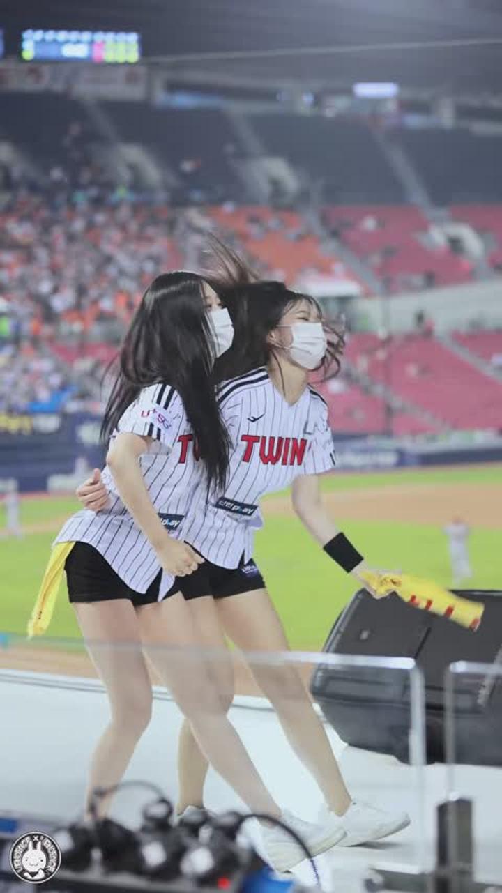 220511 치어리더 유세리 최석화 직캠 비디오 썸네일 이미지