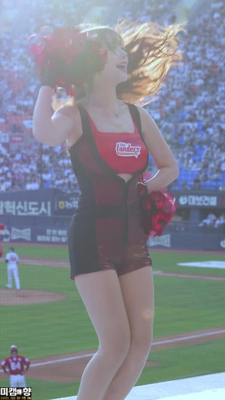 240523 치어리더 김도아 직캠 (2) 비디오 썸네일 이미지
