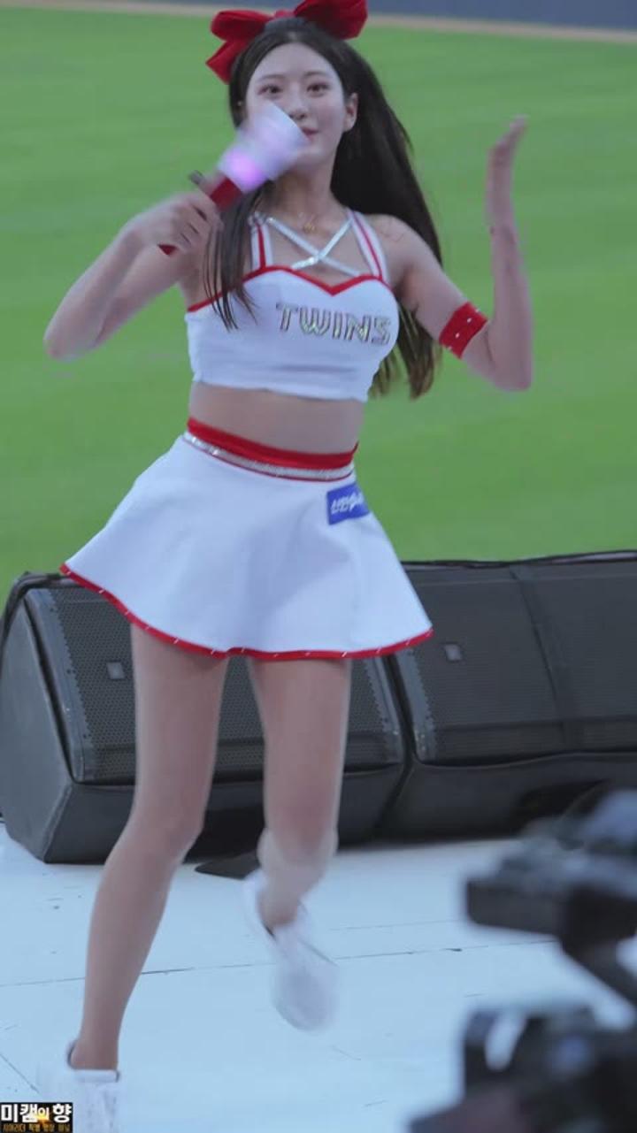230516 치어리더 김이서 직캠 (3) 비디오 썸네일 이미지