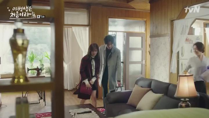 [tvN] 이번 생은 처음이라.E05.171023.720p-NEXT 비디오 썸네일 이미지