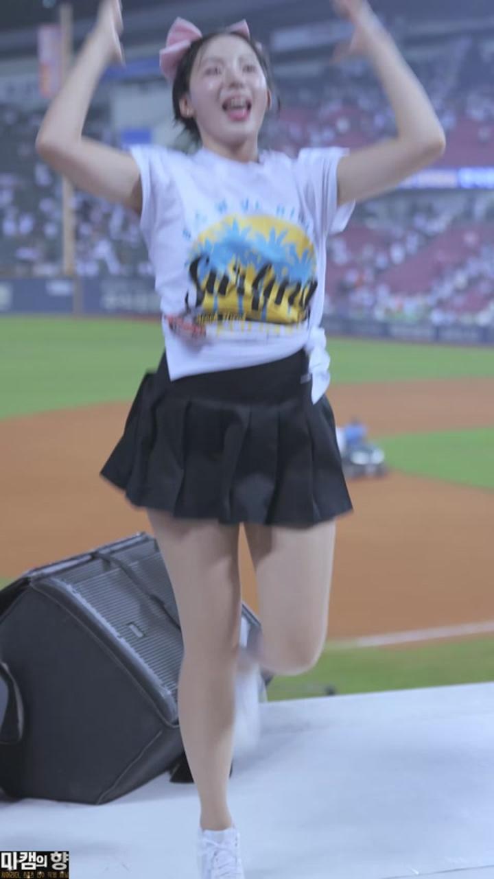 240823 치어리더 하지원 직캠 (5) 비디오 썸네일 이미지