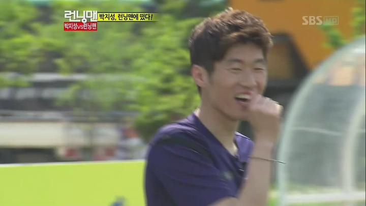 런닝맨 096.120527.박지성,아이유 비디오 썸네일 이미지